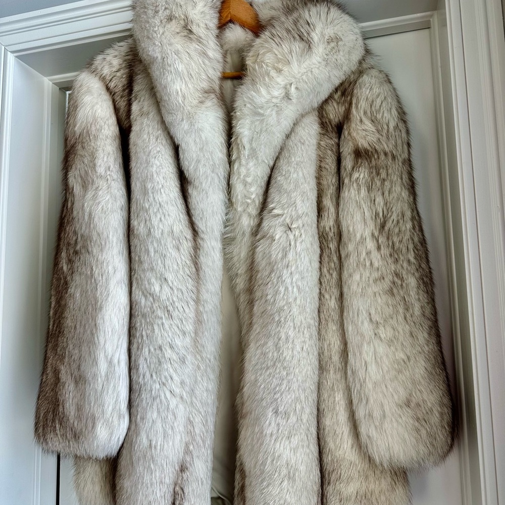 Genuine fox fur coat - Picture 3 of 6
